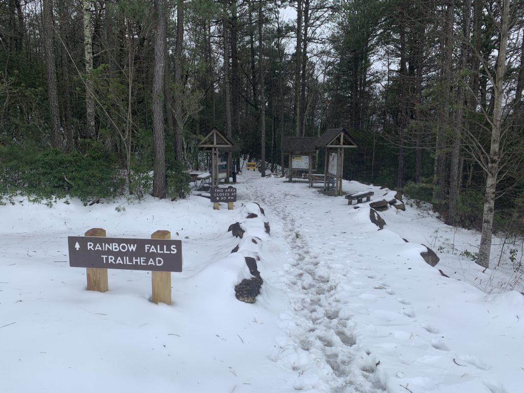 Rainbow Falls Trailhead